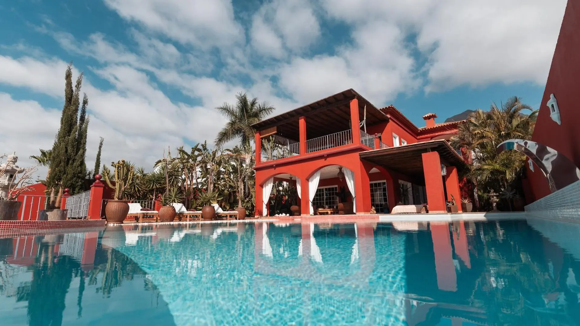 Red-House Villa Costa Adeje