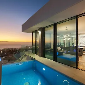 Villa 200m New E With Priv/heated Pool, Ocean View., Costa Adeje (Tenerife)